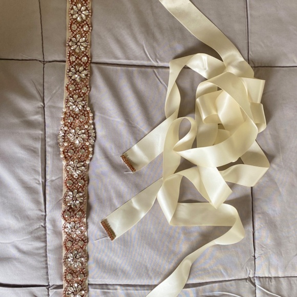 Handmade Rosegold Rhinestone Ivory Wedding Bridal Belt - Picture 3 of 3